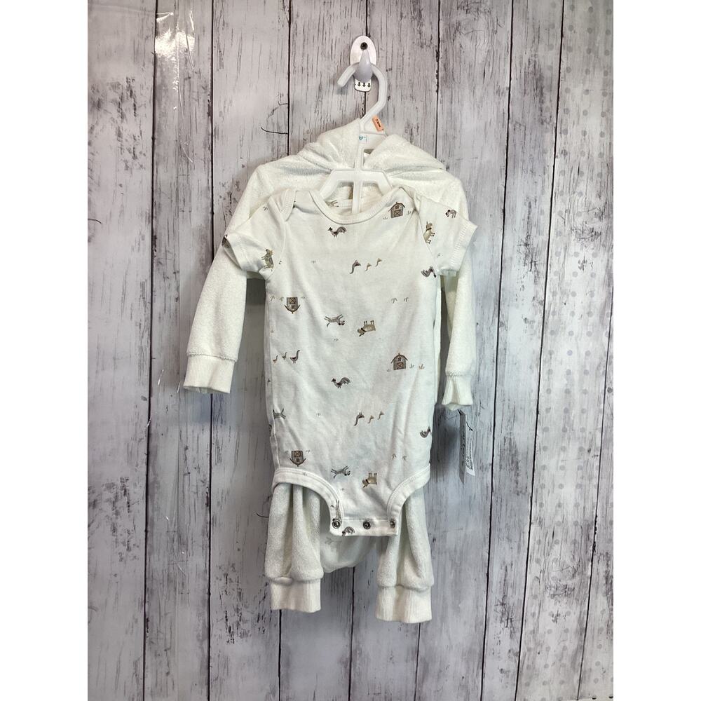 Baby 3 Piece Set Cotton Coverall Onesies Sweater & Pants Size 12 Months White